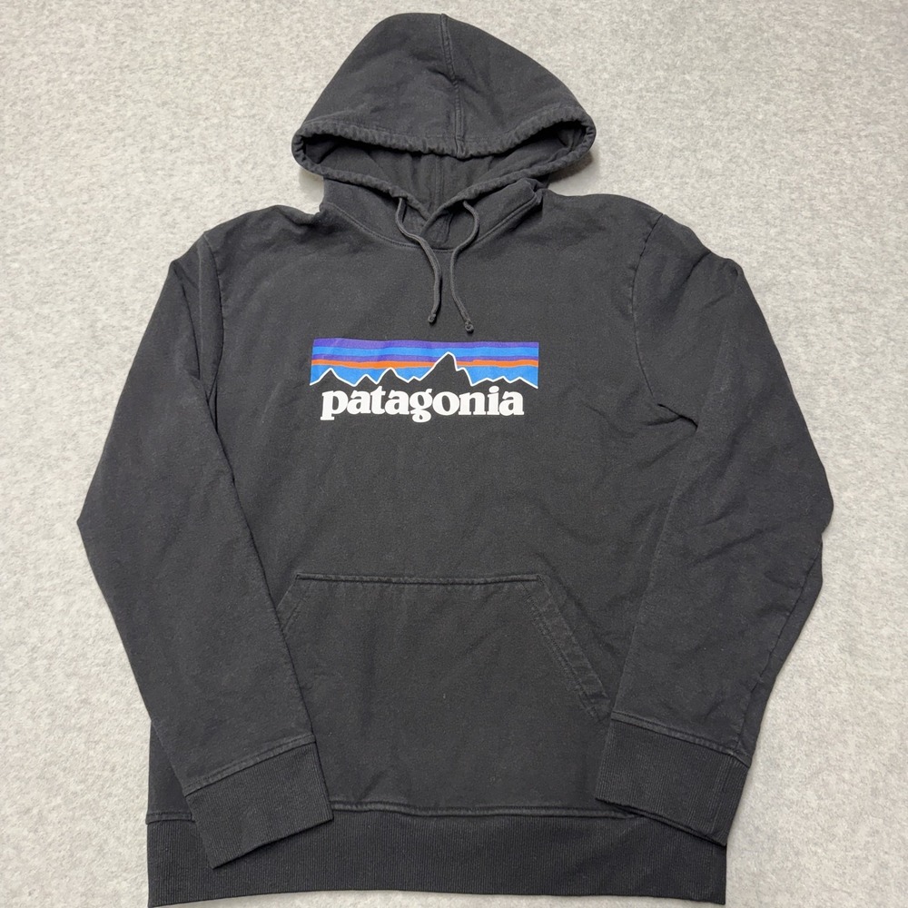 Patagonia Hoodie Mens M Black Uprisal P-6 Logo Pullover Fleece Sweatshirt